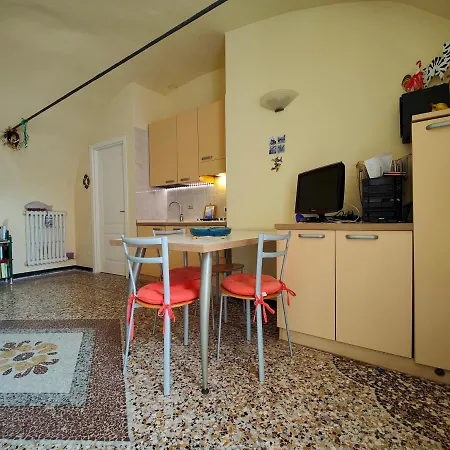 Trilocale Musso * Molino Nuovo (Savona)