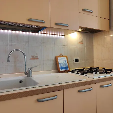 شقة Trilocale Musso Molino Nuovo (Savona)